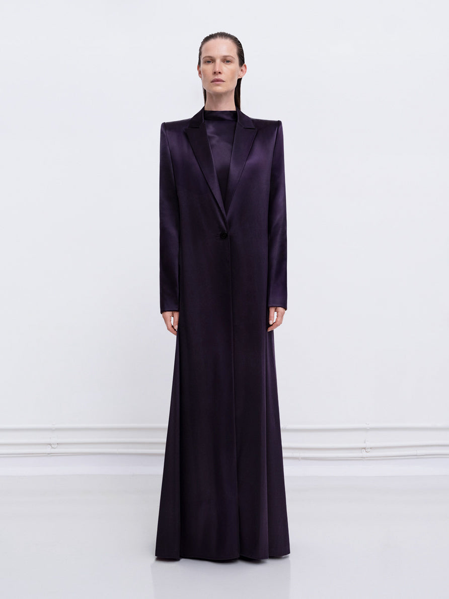 SPACE FOR A SECRET COAT